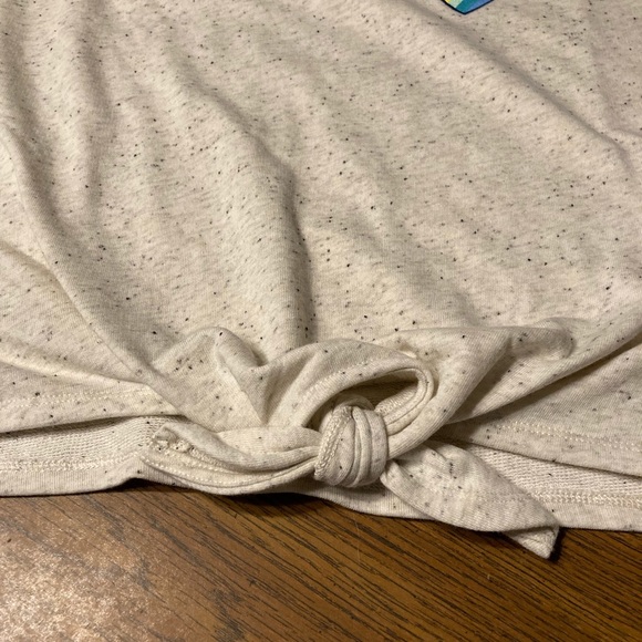 Old Navy Women’s Sweatshirt - Picture 6 of 7